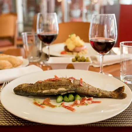 Hotel Sercotel Delfos 4*