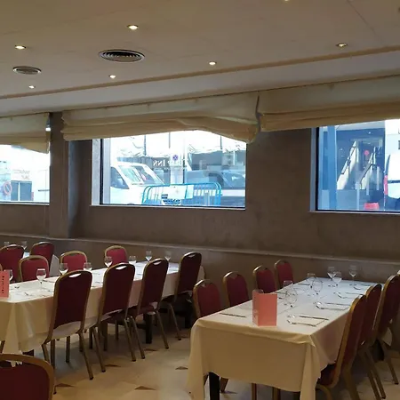 安道尔迪芙斯郁金香酒店 酒店 4*