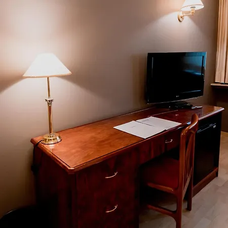 Sercotel Delfos Hotel 4*